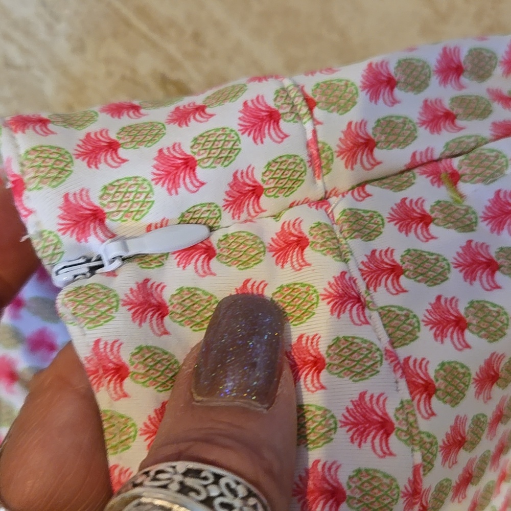 Fairway & Greene Pink/Green Pineapple Leisure/Active/Golf Skort - Picture 5 of 10